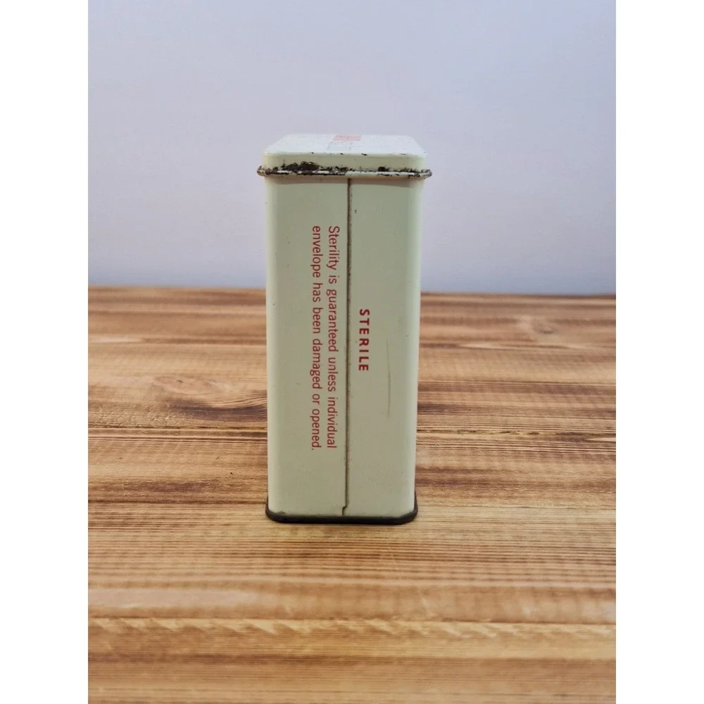 Vintage Johnson & Johnson‎ Plastic Strips Empty Band-Aid Tin Metal Box Container